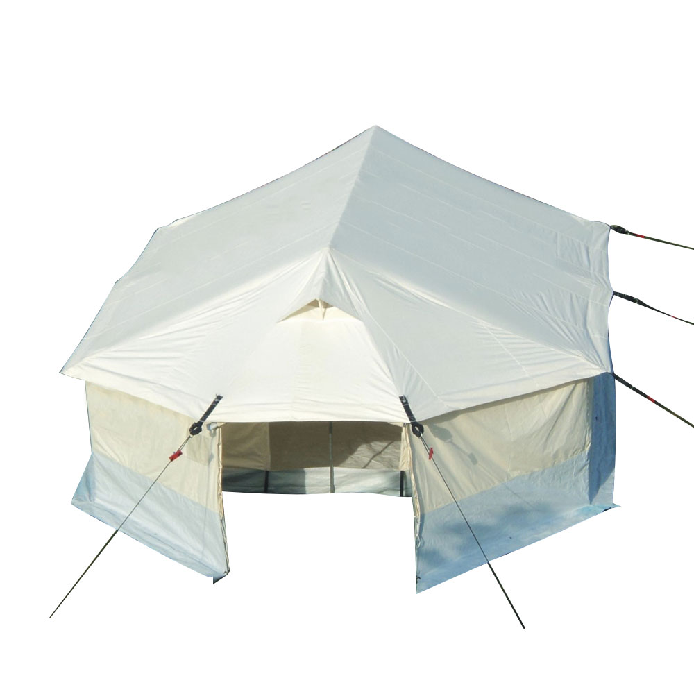 UNCHR Refugee Family Tent 005353